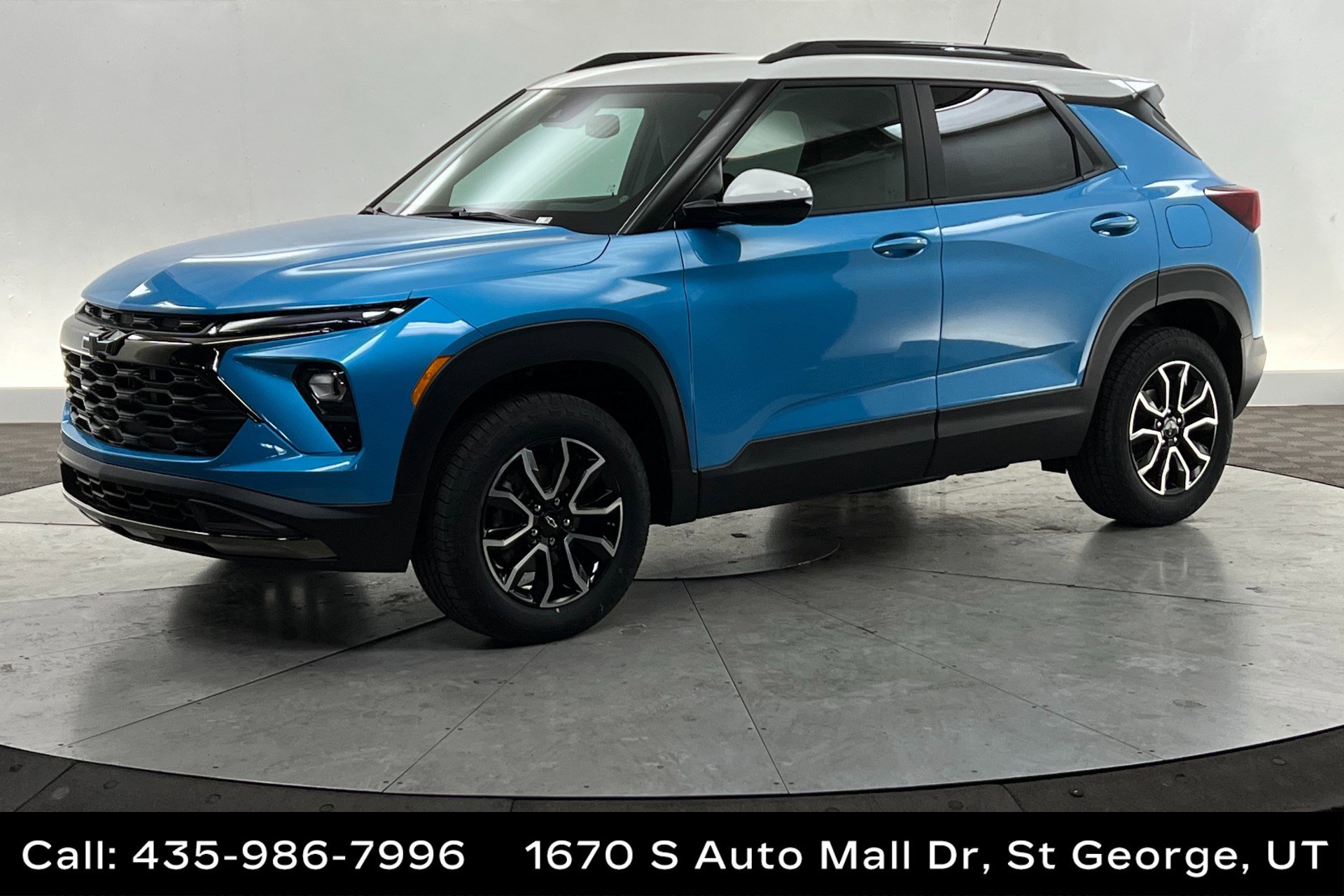 New 2025 Marina Blue Metallic Chevrolet ACTIV image 1