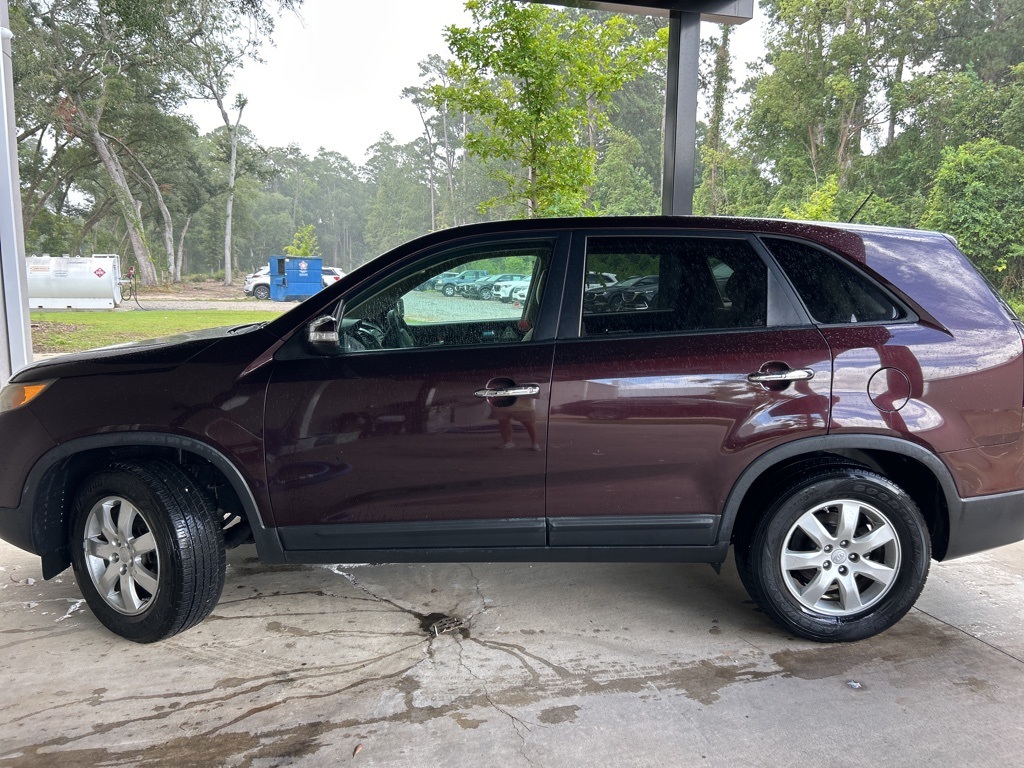 Used 2011 Kia Sorento LX with VIN 5XYKT3A13BG093117 for sale in Covington, LA