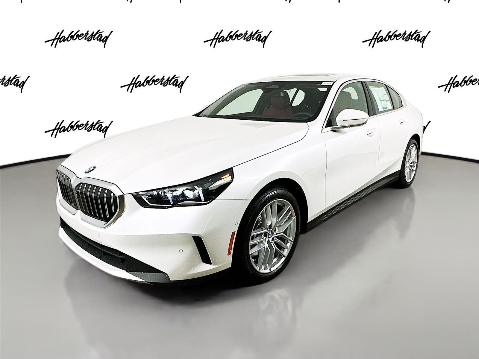 2025 BMW 5 Series 530i's photo