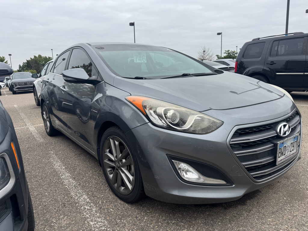 2016 Hyundai Elantra GT Base photo 5