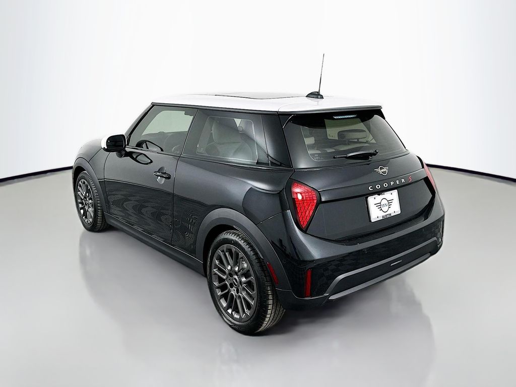 2025 Mini Cooper S Hardtop 2 Door photo 6