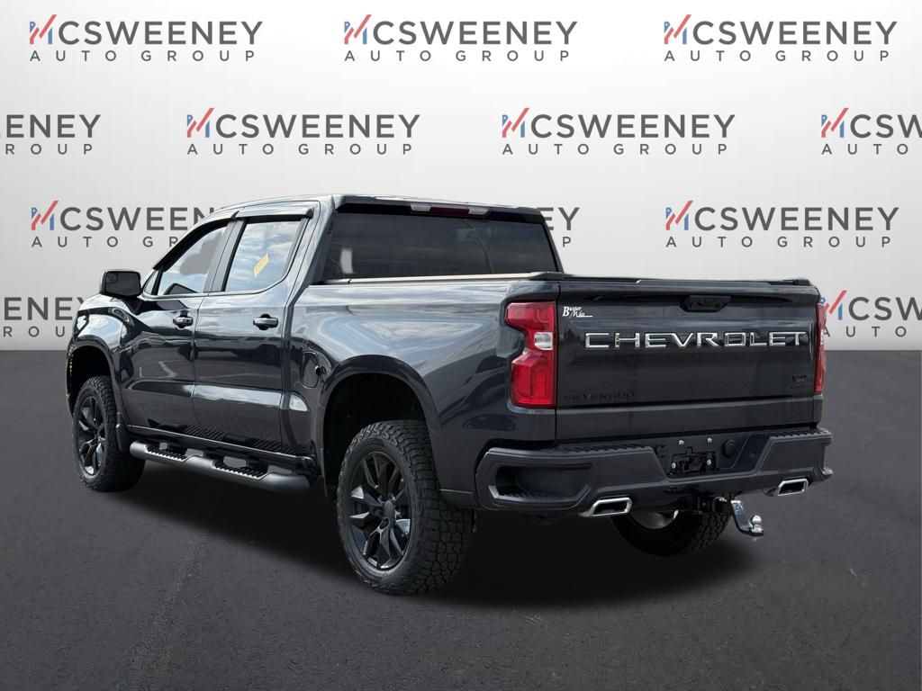 2023 Chevrolet Silverado 1500 RST photo 3