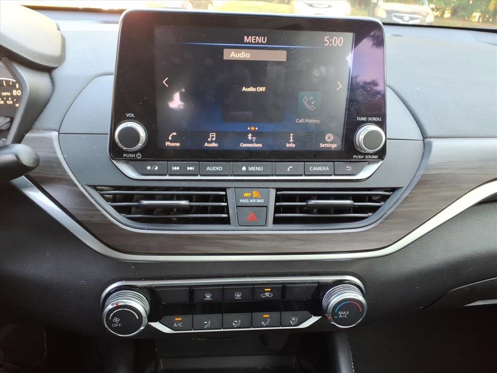 2023 Nissan Altima 2.5 SV photo 21