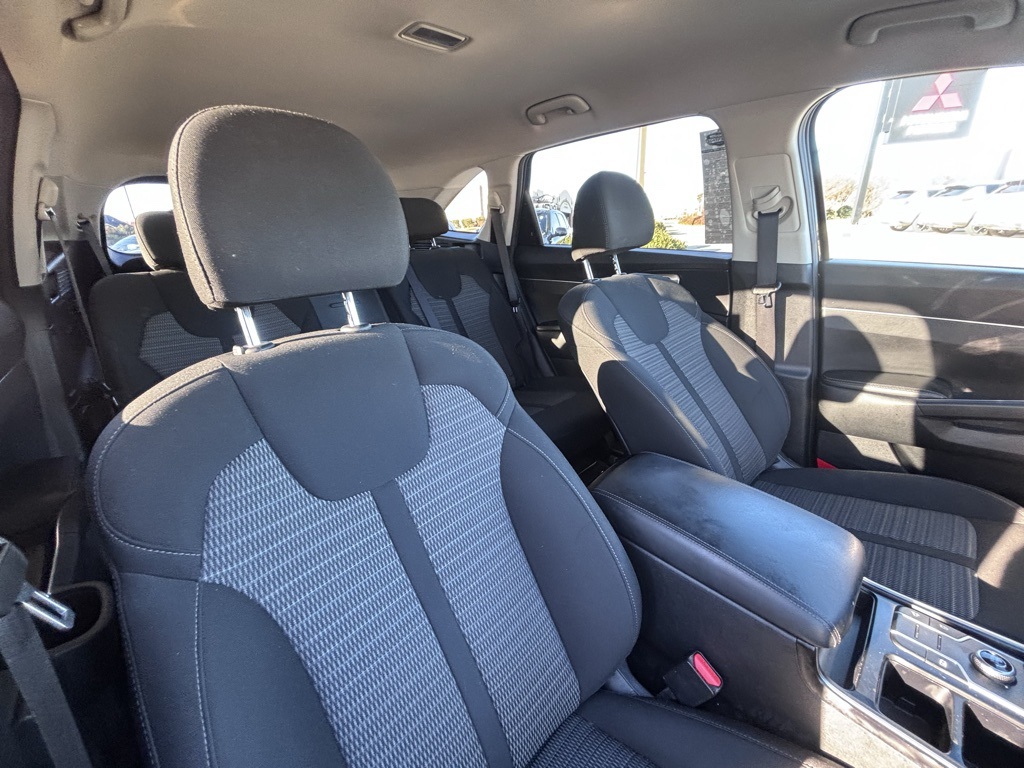2021 Kia Sorento LX photo 26