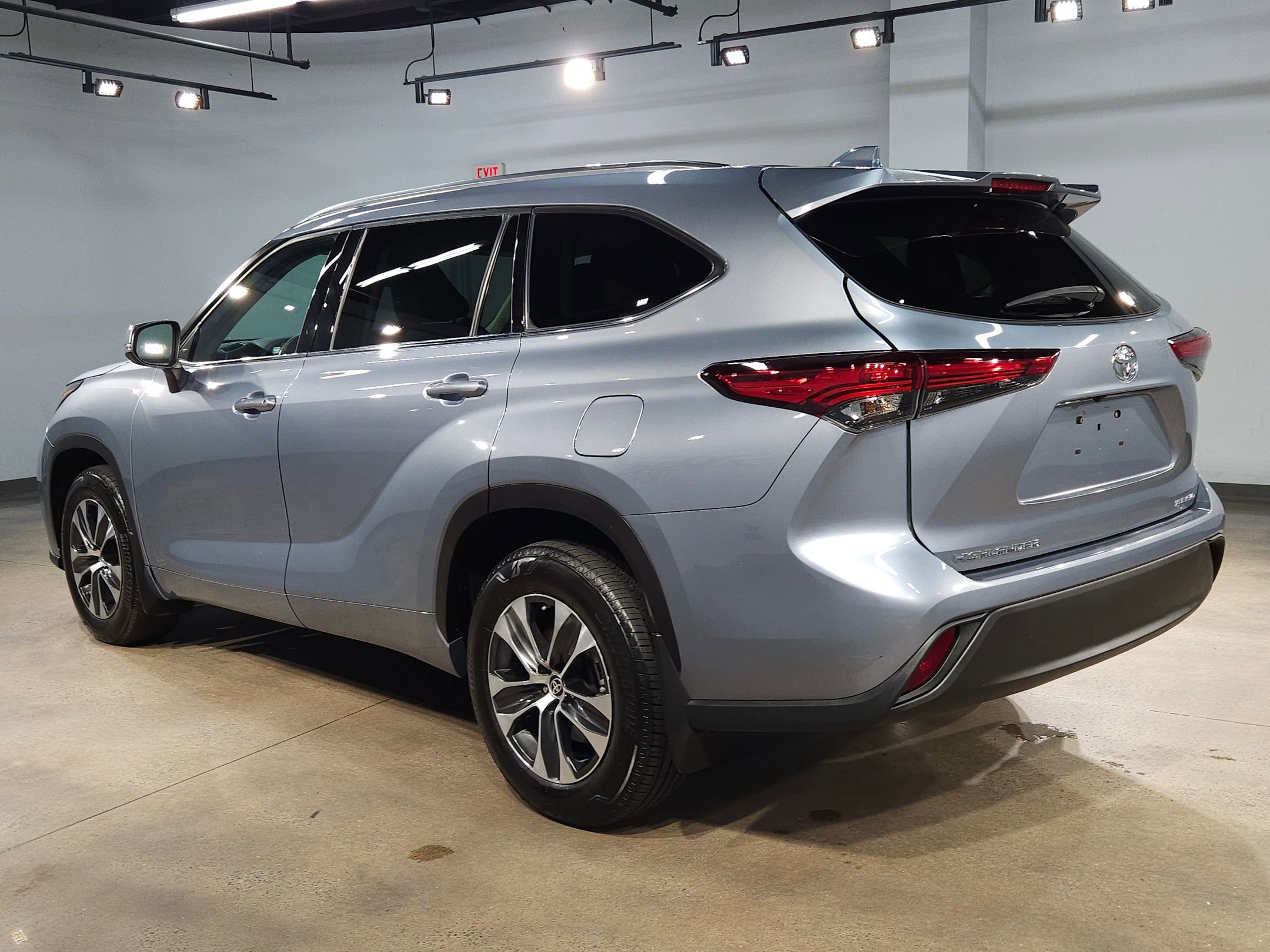 PreOwned 2020 Toyota Highlander XLE Sport Utility in Little Rock 