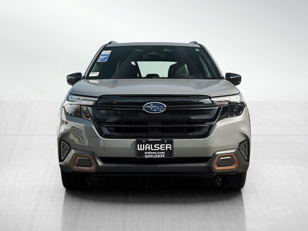 2025 Subaru Forester Sport photo 2