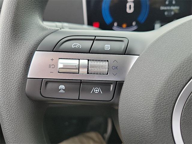 2025 Hyundai Tucson SE photo 9