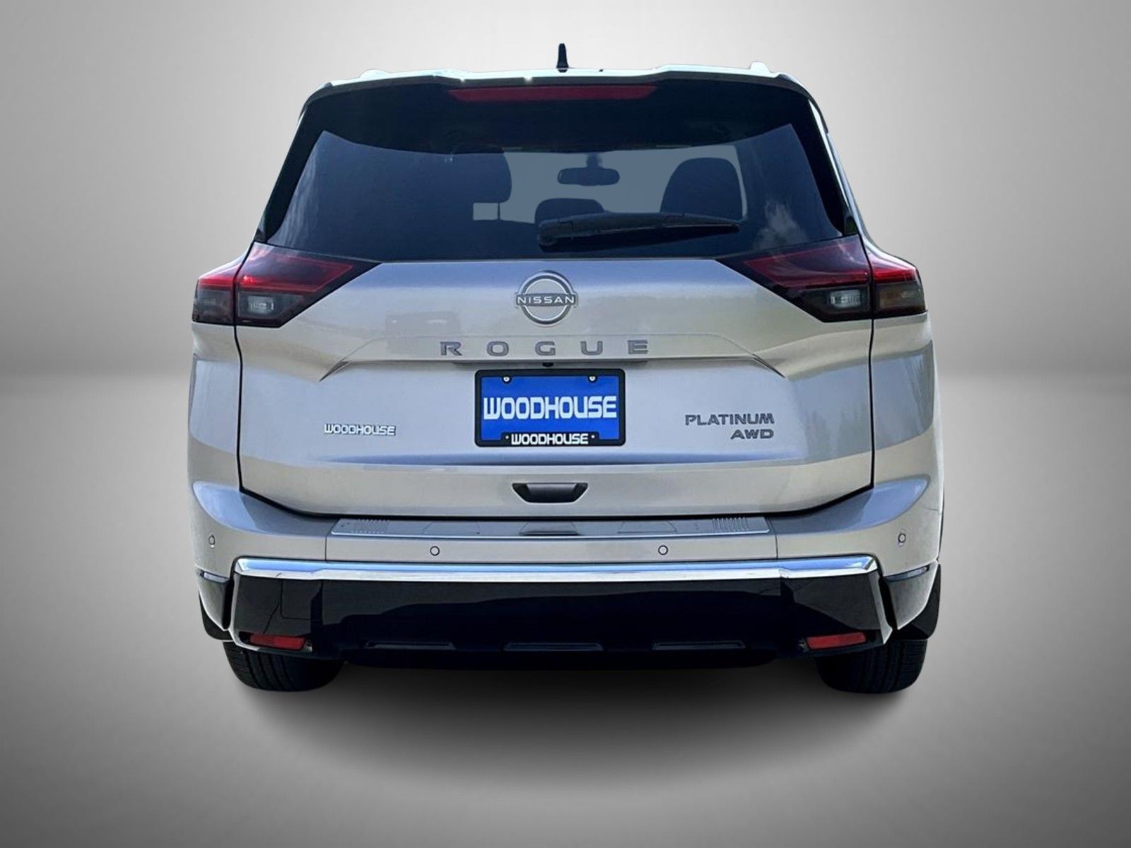 2026 Nissan Rogue Platinum photo 3