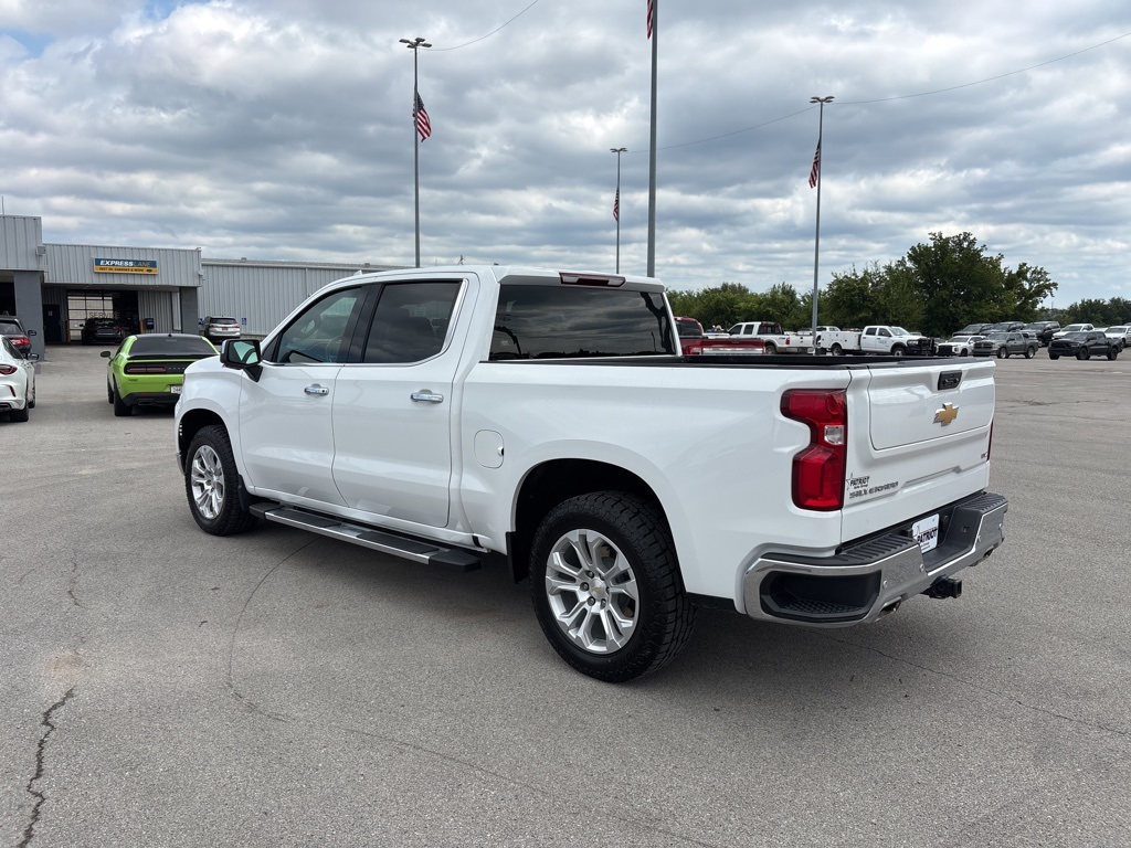 2023 Chevrolet Silverado 1500 LTZ photo 7