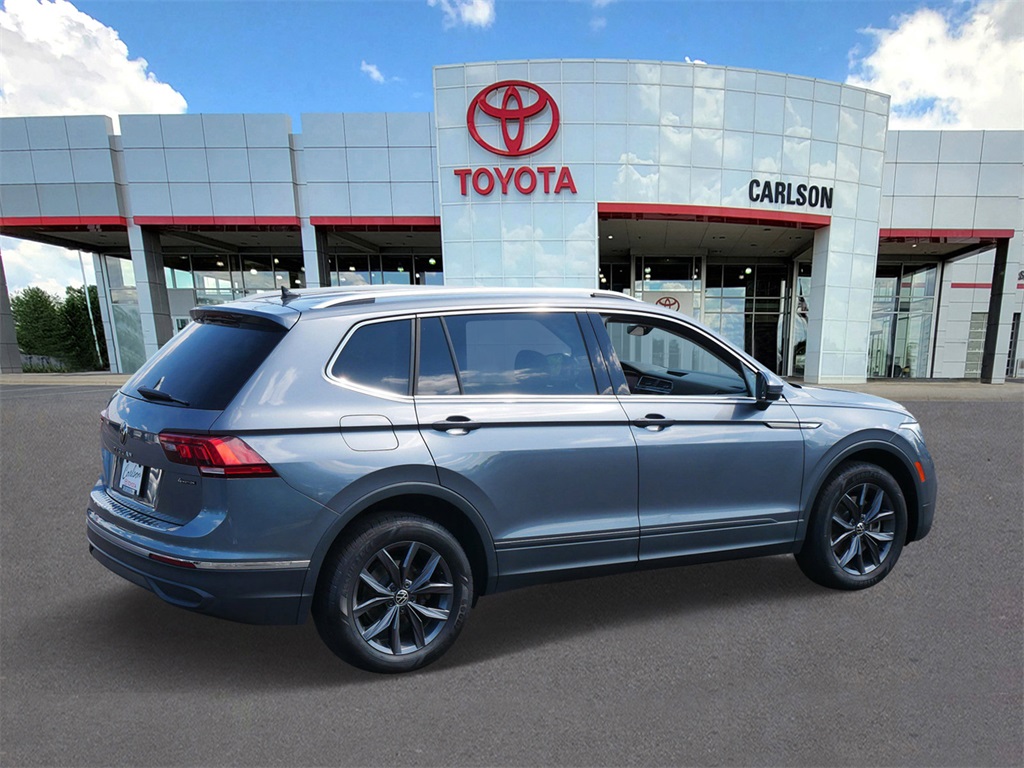 2022 Volkswagen Tiguan SE photo 4