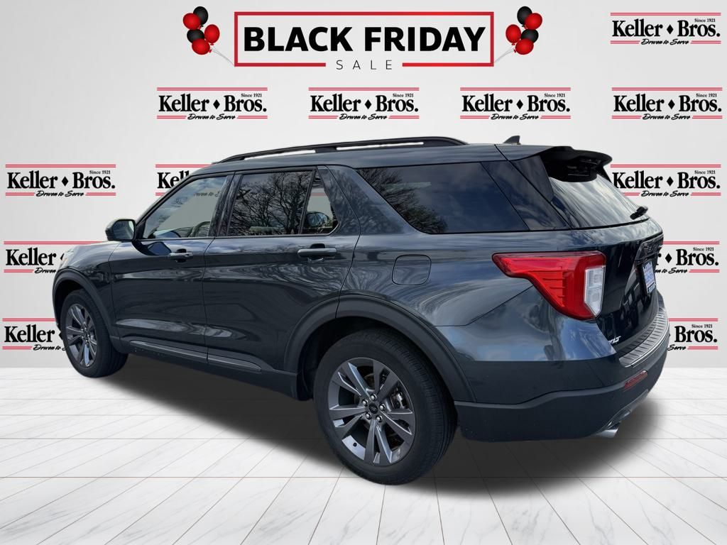 2022 Ford Explorer XLT photo 3