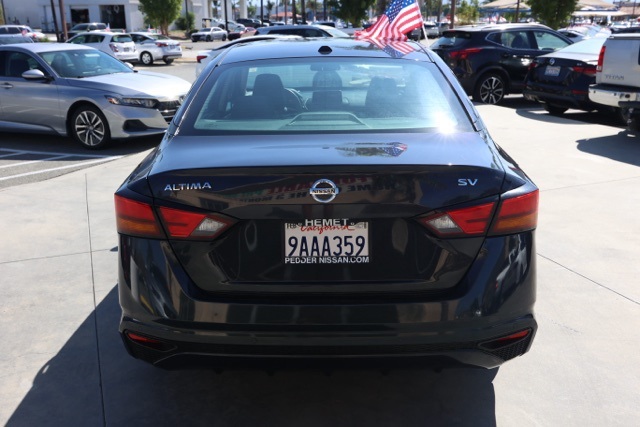 2021 Nissan Altima 2.5 SV photo 4