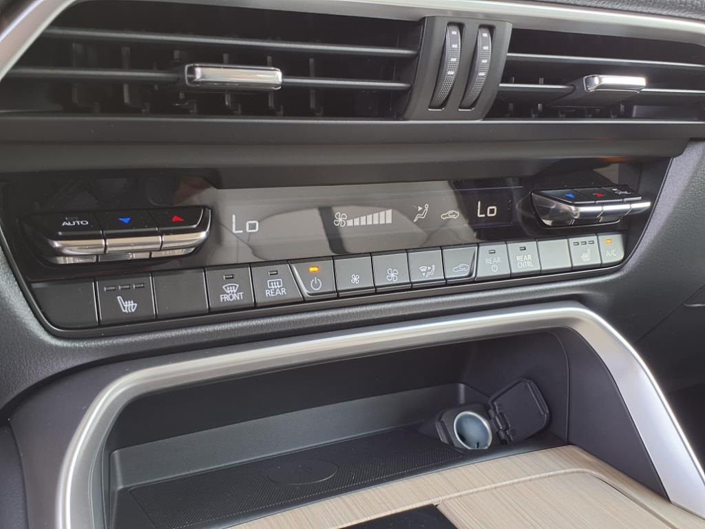 2025 Mazda CX-90 3.3 Turbo Preferred photo 10