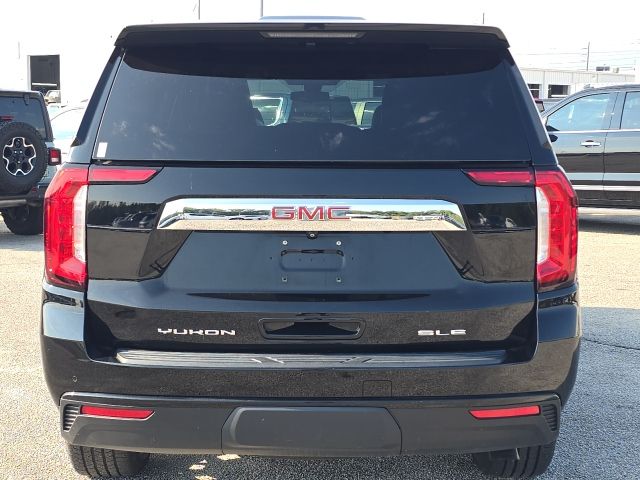 2022 Gmc Yukon SLE photo 4