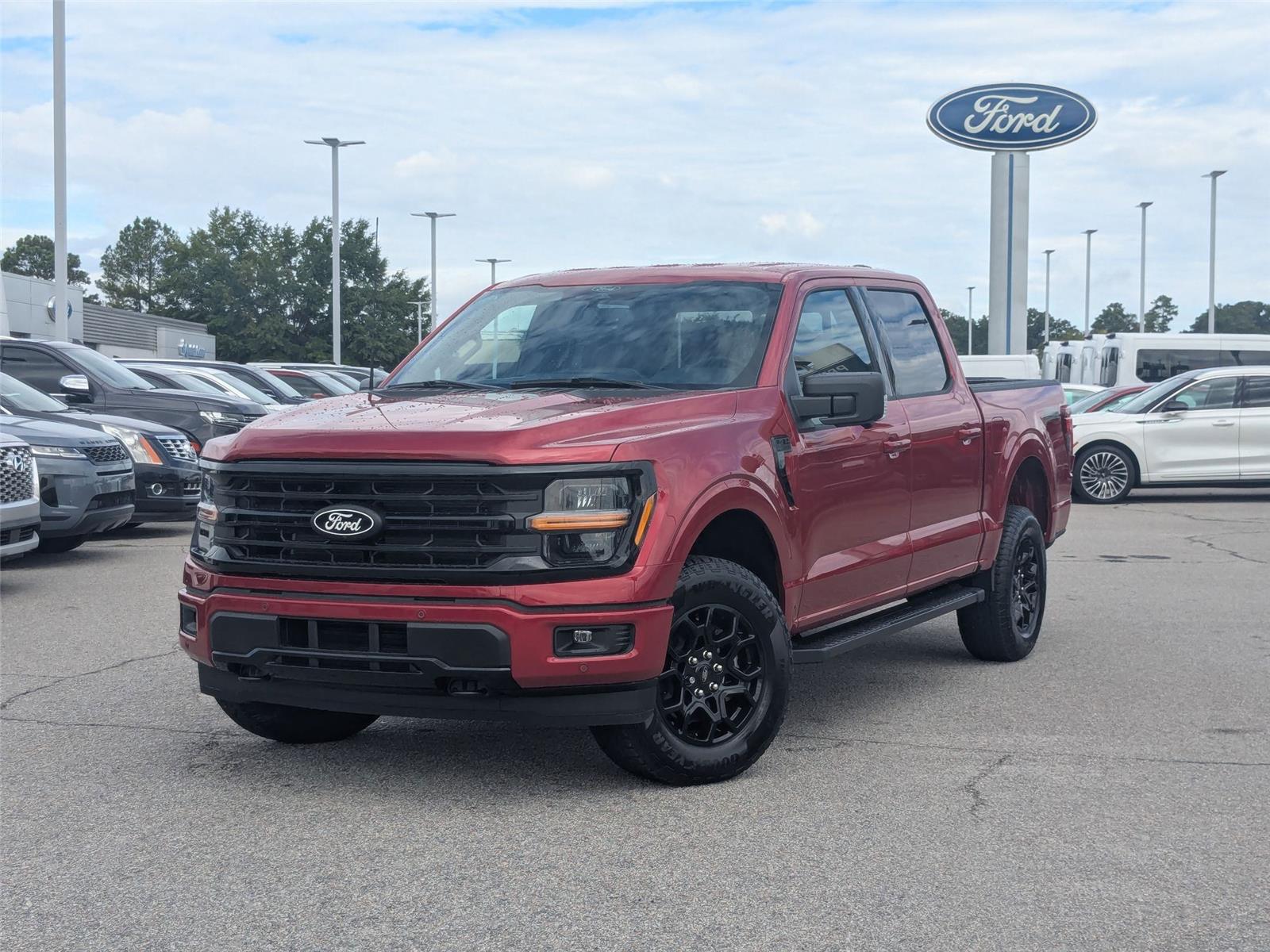 2025 Ford F-150 XLT's photo