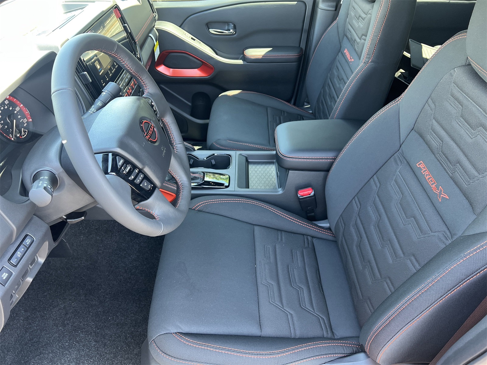 2025 Nissan Frontier PRO-X photo 22