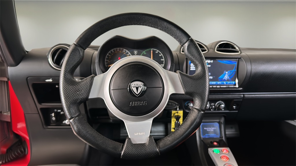 2010 Tesla Roadster Base photo 19