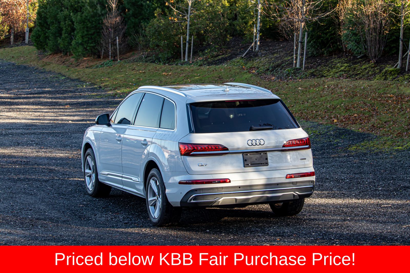 2022 Audi Q7 55 Premium photo 3