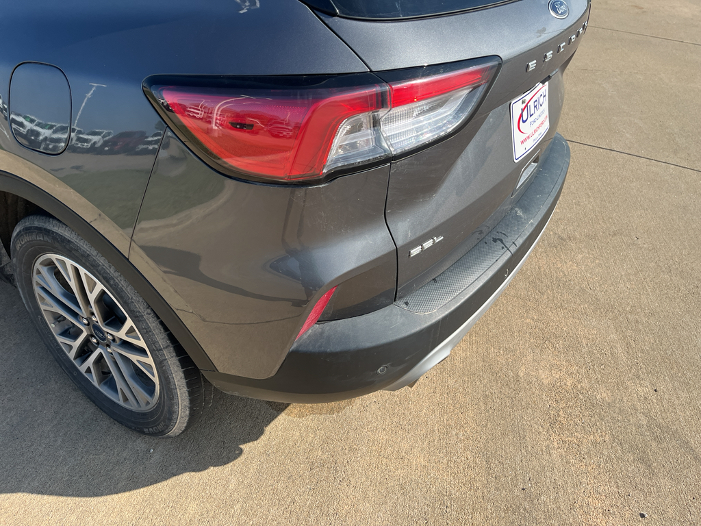 2021 Ford Escape SEL photo 10