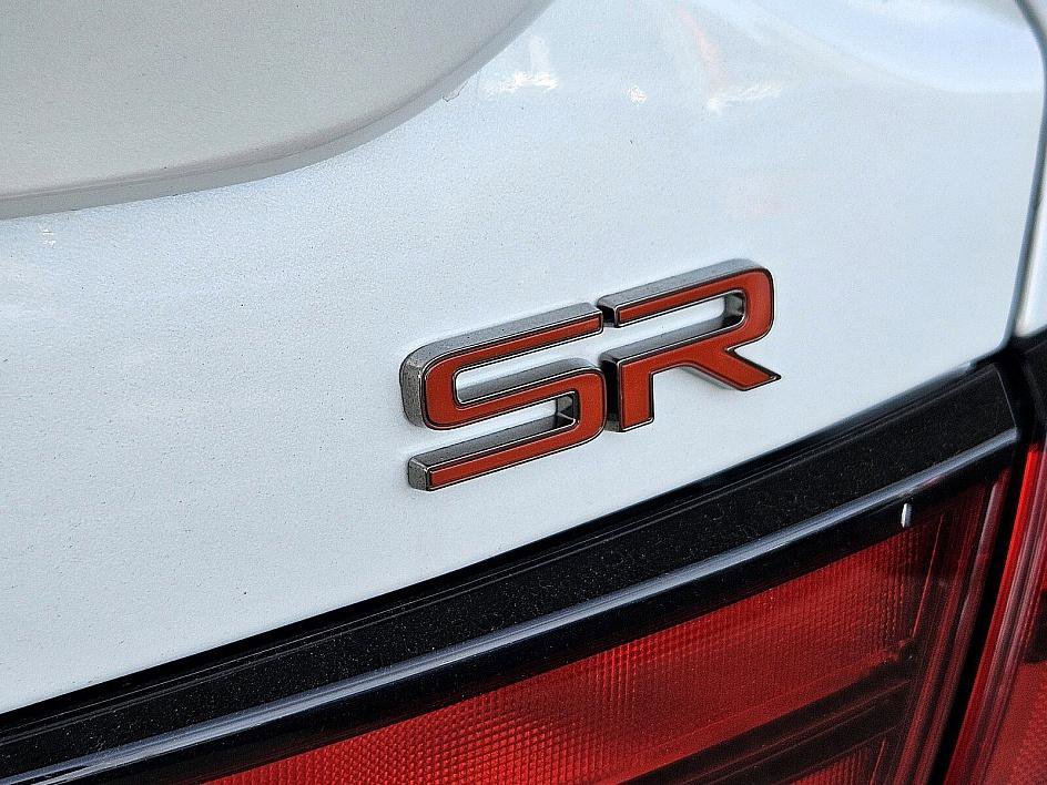 2025 Nissan Sentra SR photo 13
