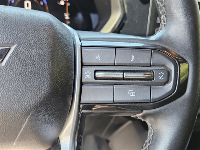 2023 Chevrolet Colorado LT photo 23