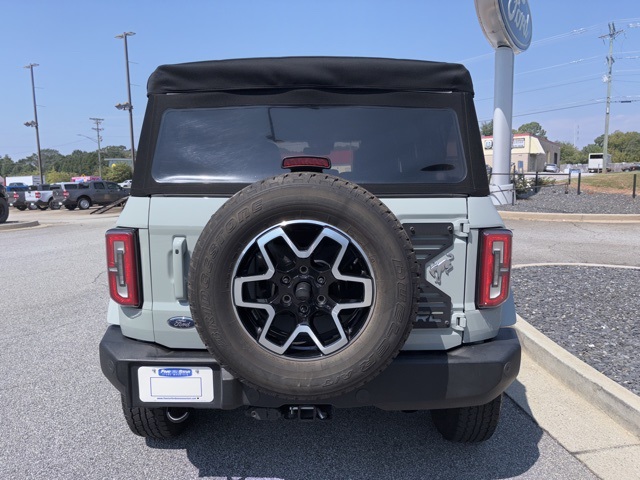 2021 Ford Bronco Outer Banks photo 7