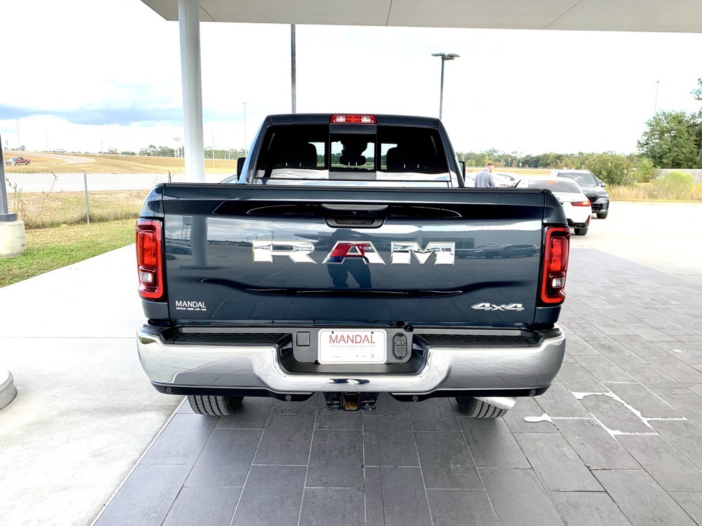 2025 Ram 2500 Tradesman photo 4