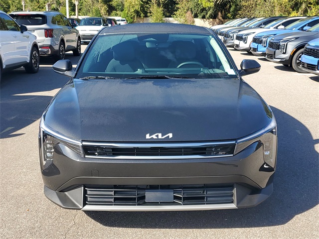 2025 Kia K4 EX photo 2
