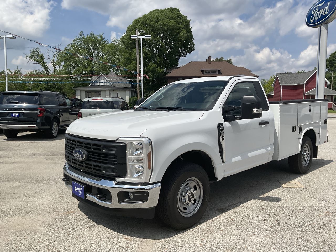 2024 Ford F-250 Super Duty XL's photo