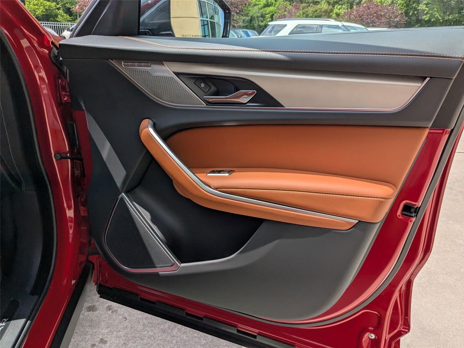 2026 Jaguar F-PACE P250 R-Dynamic S photo 31