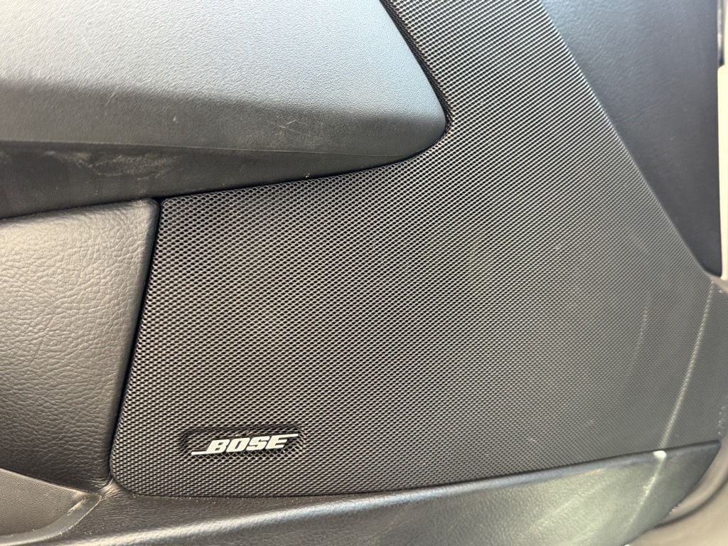 2005 Chevrolet Corvette Base photo 8