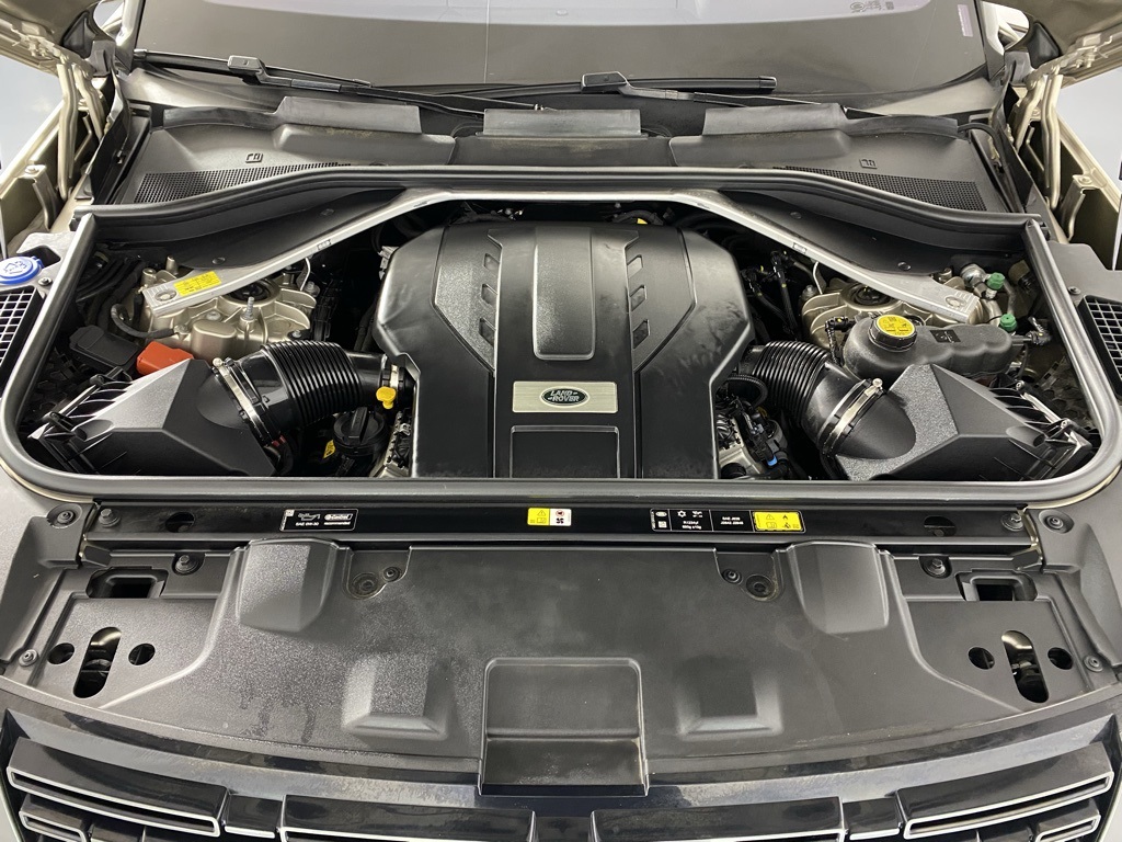 2023 Land Rover Range Rover SE photo 33