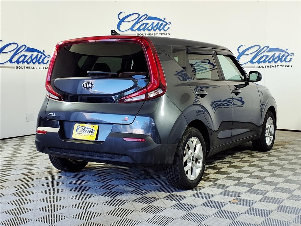 2021 Kia Soul S photo 3