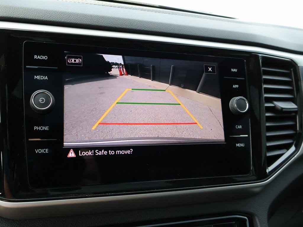 2023 Volkswagen Atlas Cross Sport V6 SEL R-Line photo 31