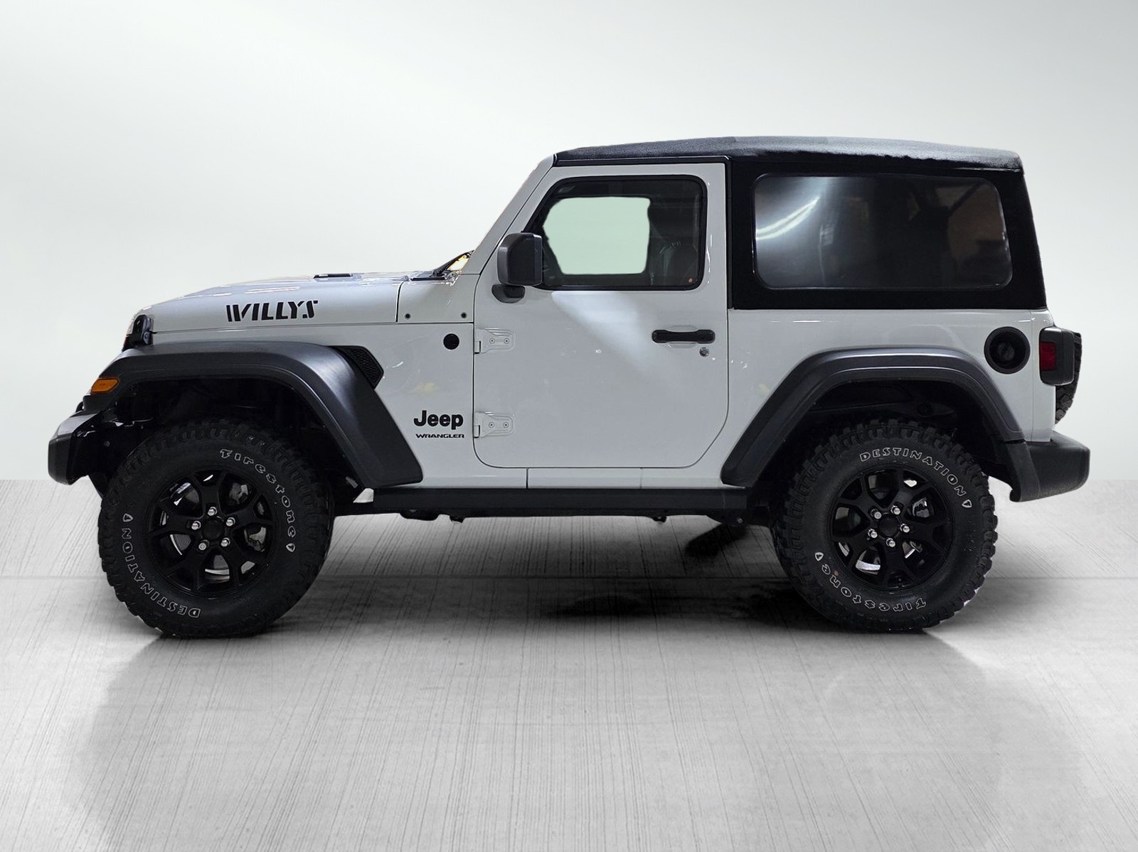 2021 Jeep Wrangler Willys photo 4