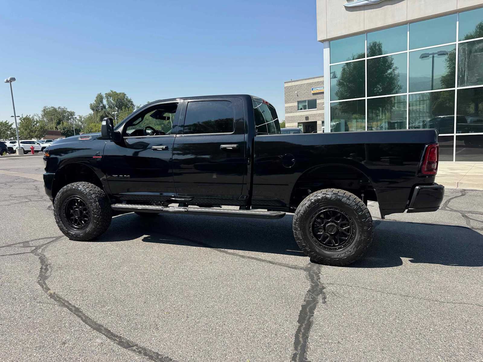 2025 Ram 2500 Big Horn photo 2