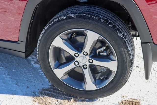 2024 Jeep Grand Cherokee 4xe photo 4