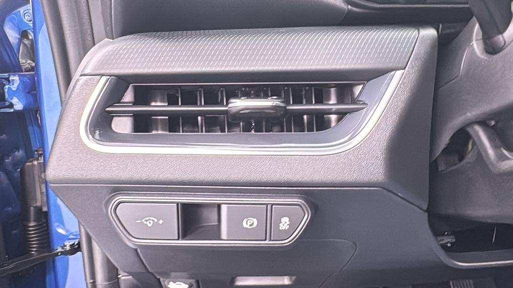 2025 Kia K4 GT-Line photo 27
