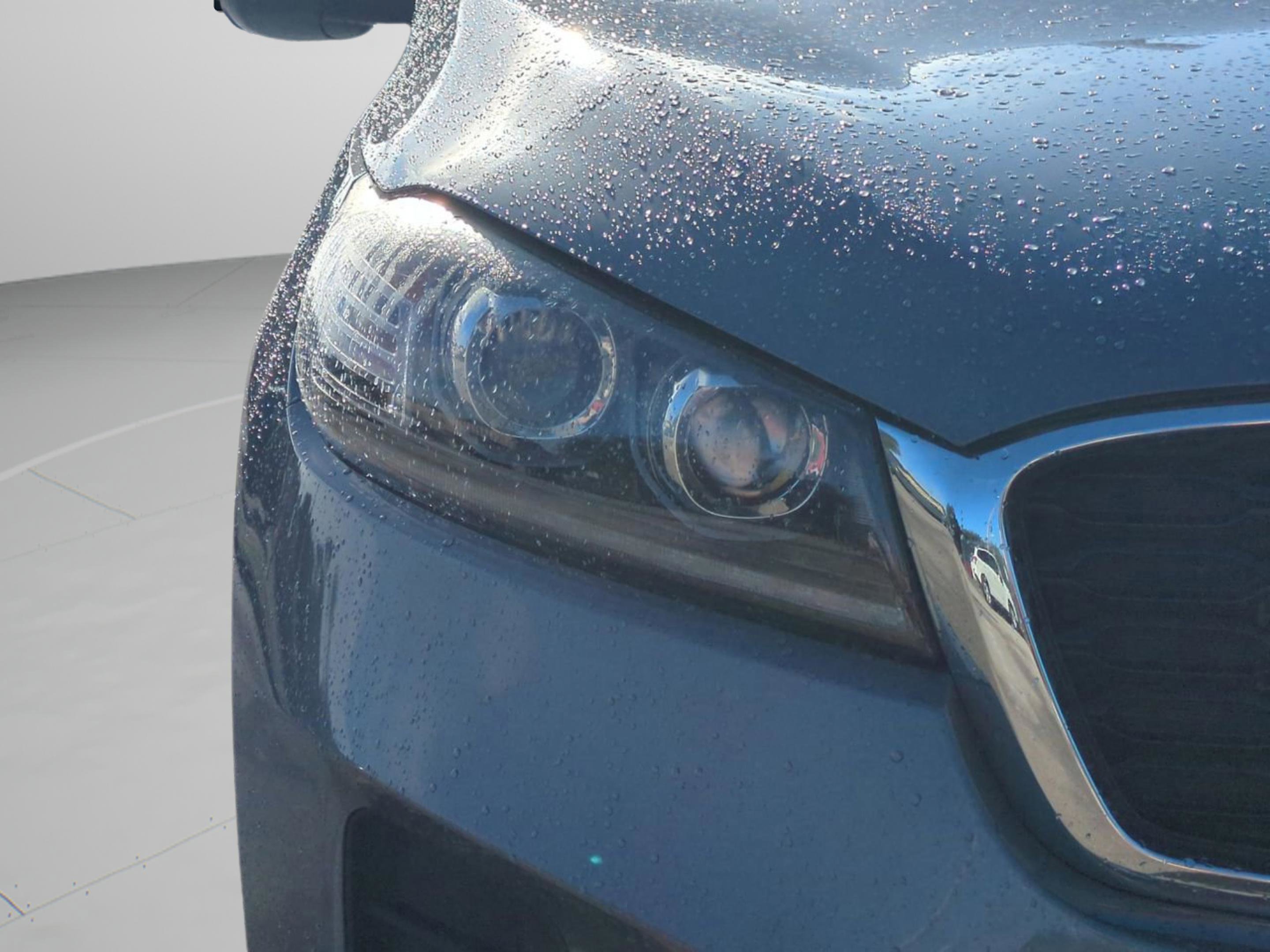 2020 Kia Sorento LX photo 10