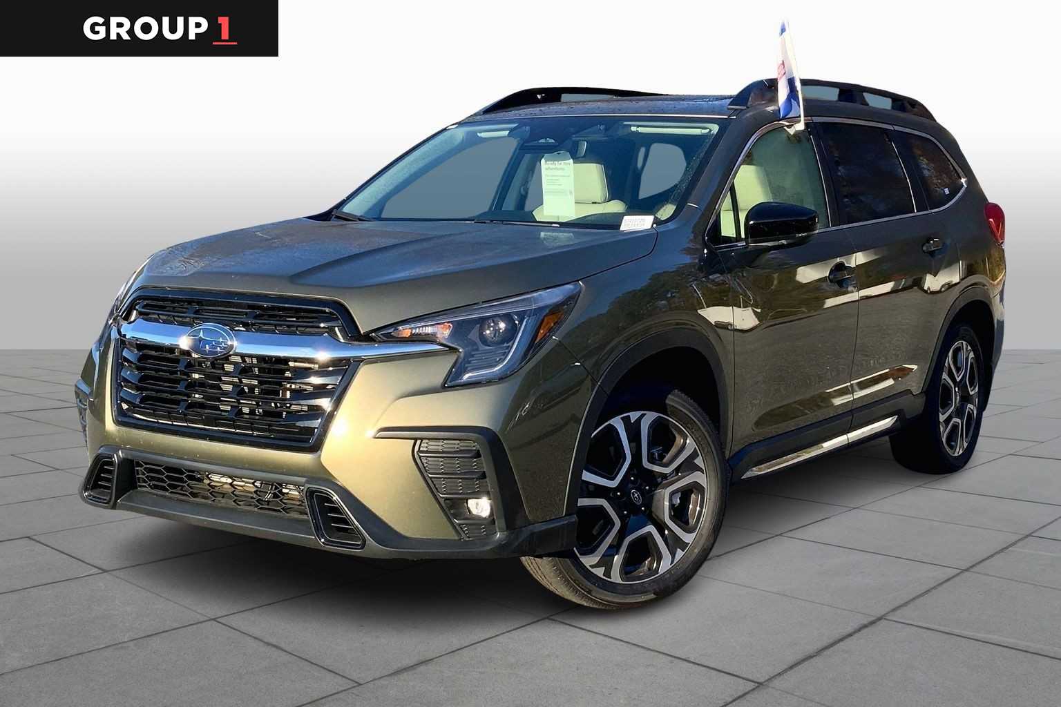 2025 Subaru Ascent Limited's photo