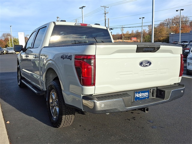 2024 Ford F-150 XLT photo 4