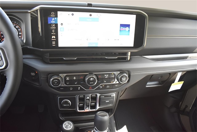 2025 Jeep Gladiator Sport photo 19