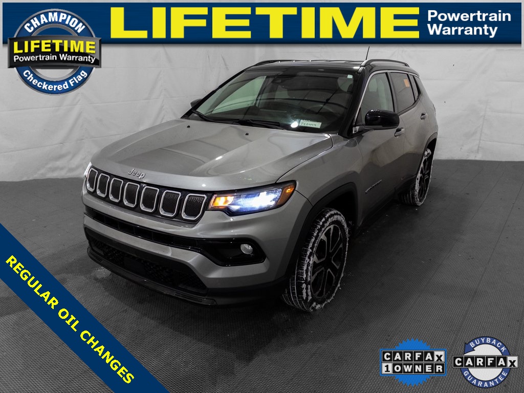 2022 Jeep Compass Limited's photo