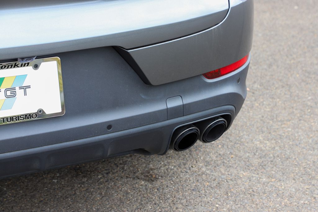 2024 Porsche Cayenne Coupe Base photo 42