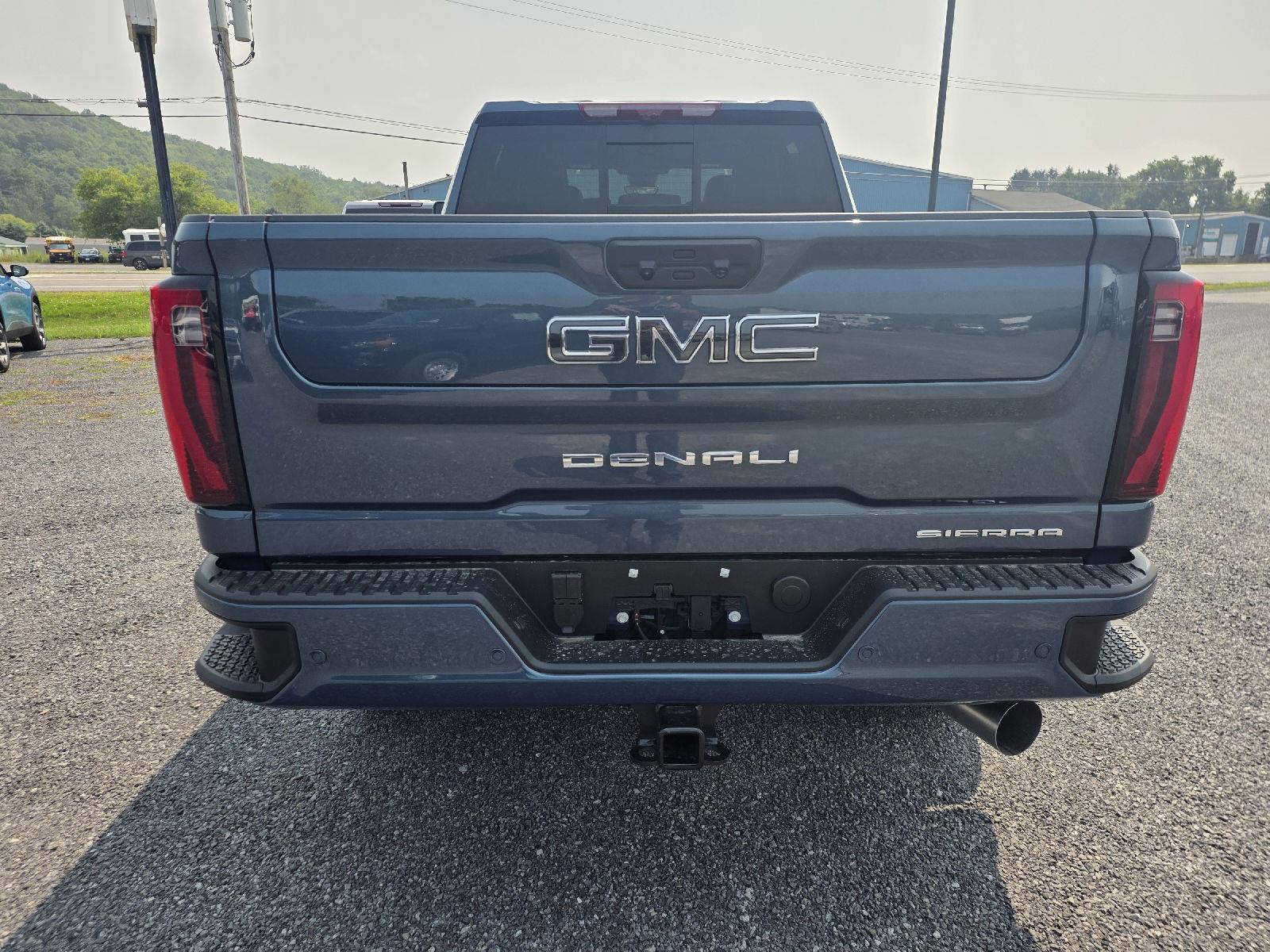 2025 Gmc Sierra 2500 HD Denali Ultimate photo 4