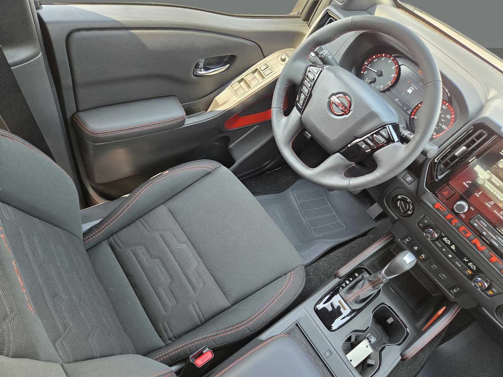 2025 Nissan Frontier Crew Cab PRO-4X photo 17