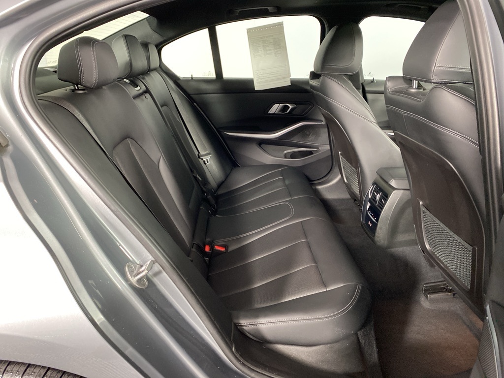 2023 Bmw 330i xDrive Sedan photo 3