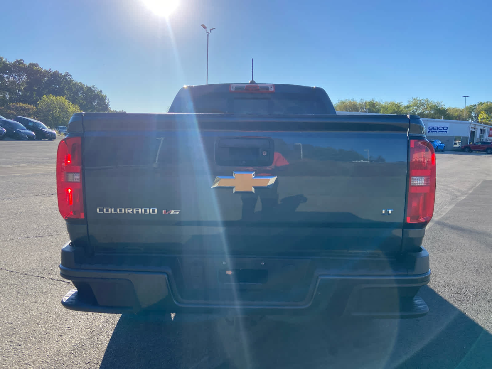 2019 Chevrolet Colorado LT photo 3