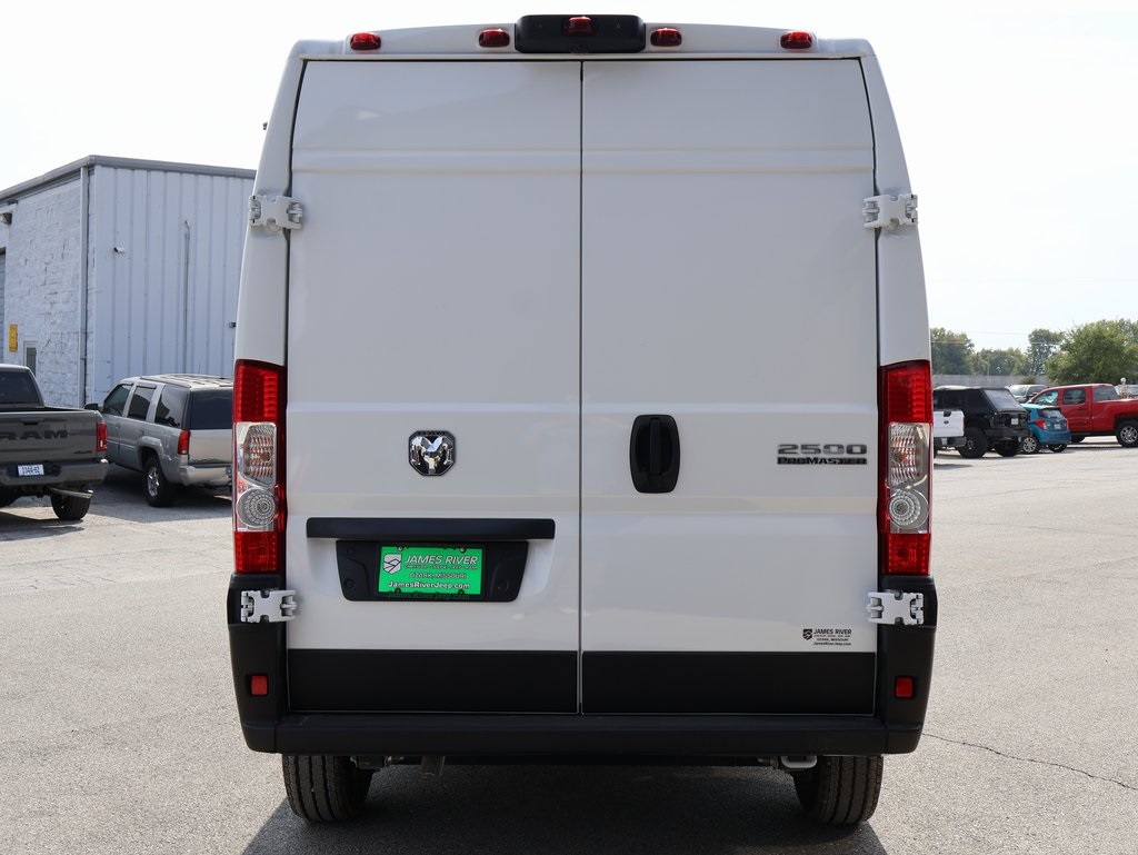 2025 Ram ProMaster 2500 photo 3