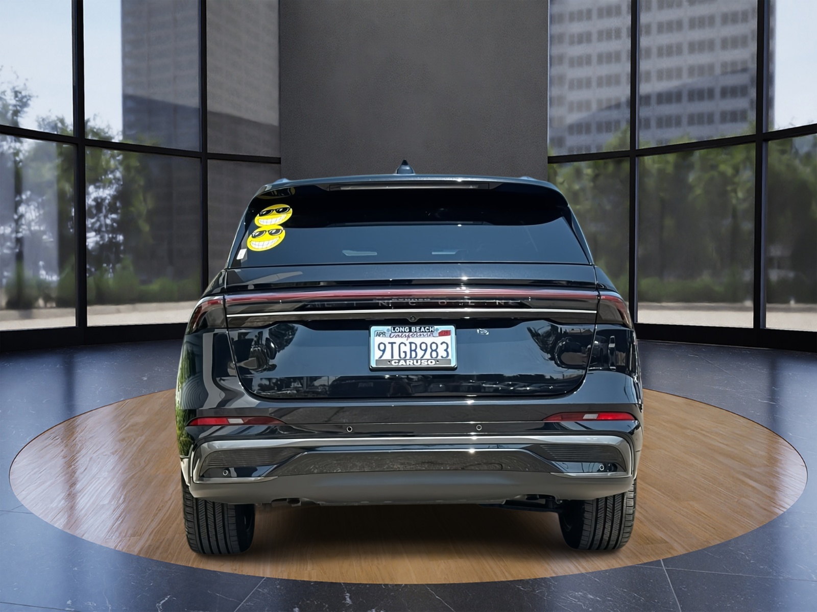 2024 Lincoln Nautilus Reserve photo 3